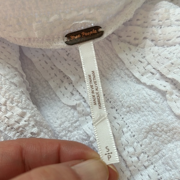 NWT Free People Rocky Long Sleeve Top in White. Size : XS, S, M Available - Picture 6 of 11